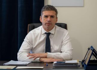 Σάκης Παιδής Ξεκινούν οι Αιτήσεις για Βεβαιώσεις Αποκατάστασης Ζημιών στις Εργατικές Κατοικίες Γιάννουλης