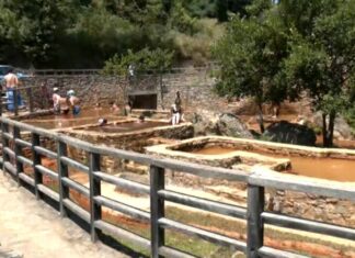 Κόκκινο Νερό: Το ιαματικό νερό με τις «θαυματουργές» ιδιότητες