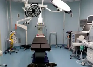 Στη ΜΕΘ ο 15χρονος Φαρσαλινός που υποβλήθηκε σε μεταμόσχευση ήπατος στο Τορίνο – Το κρίσιμο διάστημα για την υγεία του