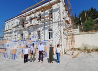 Δήμος Ελασσόνας: Σε σύγχρονο εκθεσιακό χώρο για τον Όλυμπο μετατρέπεται το ιστορικό κτίριο του 1ου δημοτικού σχολείου