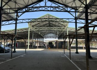 Aνοίγει τις πύλες του το παζάρι Φαρσάλων – Μεγάλη συμμετοχή επαγγελματιών