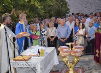 Πλήθος πιστών στη γιορτή της «Αποτομής της τιμίας κεφαλής του Ιωάννη Προδρόμου»