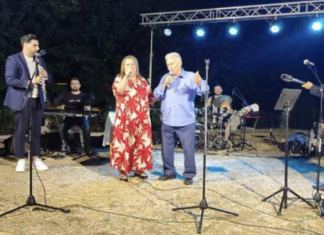 Viral το ντουέτο Θώδη – Ψωμιάδη σε πανηγύρι της Θεσσαλιας – ΒΙΝΤΕΟ