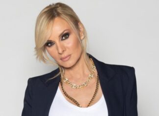 Πέγκυ Ζήνα για Γιώργο Μαζωνάκη: «Θα περάσει κι αυτό»