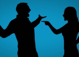 Άγριος καυγάς ζευγαριού για ένα μπουκάλι…σαμπουάν