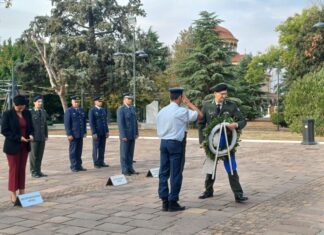 «Ημέρα Μνήμης των Εθνικών μας Ευεργετών» – Εκδήλωση στη Λάρισα στο Ηρώο – ΦΩΤΟ