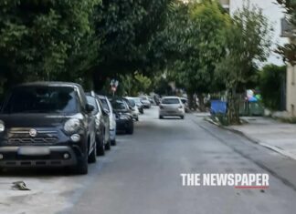 Σοκαριστικό περιστατικό: Νεαρός οδηγός κινούνταν ανάποδα σε δρόμο της πόλης – Είχε και το παιδί του στο αμάξι (εικόνα)