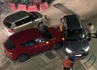 Λάρισα: Τα τσούγκρισαν άσχημα στο κέντρο της πόλης – Το άφαντο φανάρι έκανε την ζημιά – ΦΩΤΟ