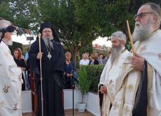 Ο εσπερινός της Παναγίας της Μυρτιδιώτισσας στον Κυπάρισσο (ΦΩΤΟ)
