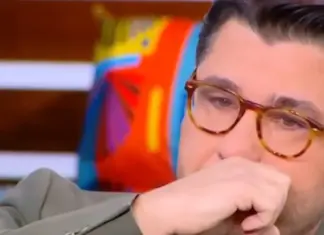 Δάκρυσε ο Λάμπρος Κωνσταντάρας μιλώντας για τον πατέρα του: «Μπήκε στο νοσοκομείο και έπαθε ανακοπή»