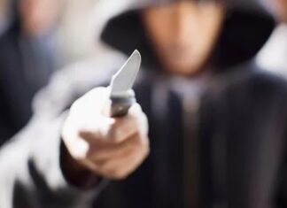Τρόμος σε σχολείο 12χρονος έβγαλε σουγιά σε συμμαθητή για να του πάρει το χαρτζιλίκι