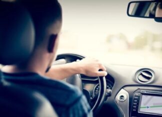 Έσερνε και χτυπούσε με μανία 65χρονο στη Λάρισα: “Ήθελα να τον σκοτώσω” – Η αναβίωση της τραγωδίας