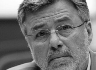 Κρίσιμη η υγεία της μητέρας του Γ. Δημητρακόπουλου – Ευχαριστίες στους γιατρούς, καταγγελίες για ευθύνες