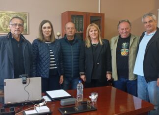 Με εκπαιδευτικούς της Ελασσόνας η Διευθύντρια Πρωτοβάθμιας Εκπαίδευσης Λάρισας