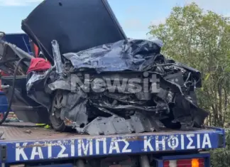 Τροχαίο δυστύχημα στην Αθηνών – Λαμίας με 2 νεκρούς: «Το ένα αυτοκίνητο ήταν μέσα στο άλλο» (ΦΩΤΟ)