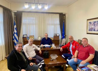 Στον δήμαρχο Ελασσόνας ο Κώστας Στάμνας και ο Γιάννης Γούλας