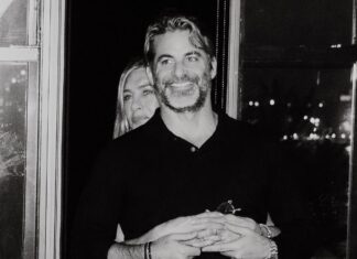 Τζένιφερ Άνιστον: Η πολυαναμενόμενη φωτογραφία με τον σύντροφό της, Τζιμ Κέρτις – «Αγάπη μου»