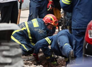 Συναγερμός: Γυναίκα μηχανικός έπεσε σε φρεάτιο σπιτιού στον Αμπελώνα