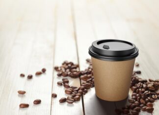 Καφέ «take away» στον Βόλο θα σερβίρουν με αυτοκόλλητο μήνυμα στο ποτήρι – Τι θα αναγράφει