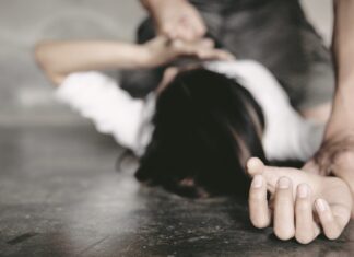 42χρονος αποπειράθηκε να βιάσει την γυναίκα του φίλου του ενώ απουσίαζε στο εξωτερικό