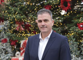 Το μήνυμα του Δημάρχου Λαρισαίων, Θ. Μαμάκου για τις γιορτές: «Να στηρίζουμε ο ένας τον άλλον και να κρατάμε ζωντανό το φως της ανθρωπιάς»