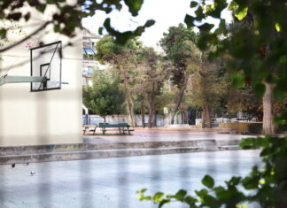 Στη φυλακή η 16χρονη που μαχαίρωσε συμμαθήτριά της