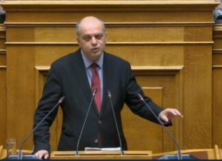 Χρήστος Καπετάνος για προϋπολογισμό: «Ό,τι διαιρεί την Ελλάδα επιτείνει τα προβλήματα – ο διάλογος μπορεί να φέρει λύσεις»