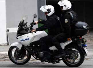 Συνελήφθη 28χρονος στη Λάρισα για όπλα και ναρκωτικά – Τι βρέθηκε στο σπίτι του από την αστυνομία (ΦΩΤΟ)