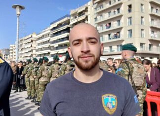Θεοφάνεια: Ποιος έπιασε τον σταυρό στην παραλία του Βόλου – 9χρονη κολυμβήτρια έκλεψε την παράσταση – ΦΩΤΟ