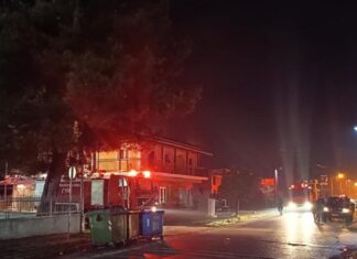 Φωτιά με υγραέριο και παρανάλωμα πυρός σε αυτοκίνητα τα ξημερώματα!