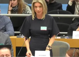 Παραιτήθηκε με αιχμές από την προεδρία του συλλόγου συγγενών θυμάτων η Μ. Καρυστιανού