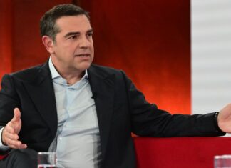 Ο Τσίπρας έχει πουλήσει πάνω από 80.000 βιβλία – Στις 5 Φεβρουαρίου στη Λάρισα