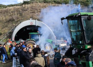 «Ναι» των αγροτών σε συνάντηση με τον πρωθυπουργό – Βάζουν στην άκρη τα τρακτέρ