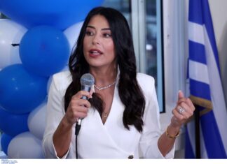 Λατινοπούλου: Κατήγγειλε τους γείτονές της για κάμερες που κατέγραφαν το σπίτι της – Συνελήφθη ζευγάρι