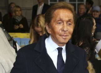Valentino: Πέθανε ο θρυλικός Ιταλός σχεδιαστής μόδας