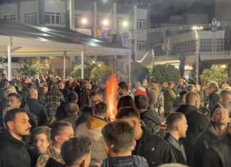 Με κέφι η «Μπαρμπαριά» στον Τύρναβο – Δείτε φωτογραφίες