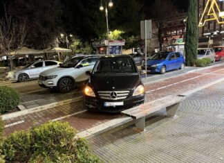 Ασυνείδητος οδηγός στην Λάρισα παρκάρει με θράσος όπου …γουστάρει – ΦΩΤΟ
