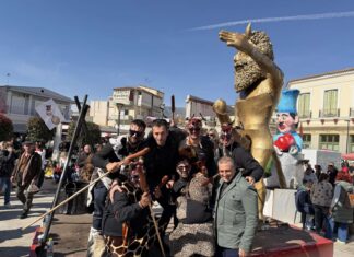 Σε διονυσιακούς ρυθμούς ο Τύρναβος γιόρτασε το μπουρανί – ΦΩΤΟ
