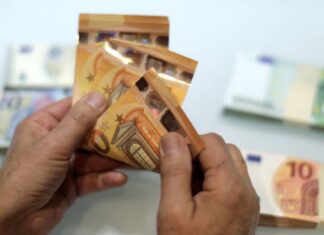 Ξεκίνησαν οι πιστώσεις χρημάτων για επιδόματα και παροχές – Πληρωμές «ανάσα» άνω των 74 εκατ. ευρώ