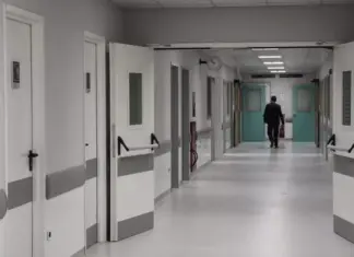 Τραγωδία: 40χρονος έπεσε από μπαλκόνι του νοσοκομείου και έχασε τη ζωή του