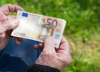 Ξεκίνησαν οι πληρωμές των συντάξεων Μαρτίου για ορισμένες κατηγορίες – Δείτε ποιοι πάνε ταμείο