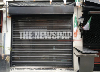 Έβαλε λουκέτο γνωστό εμπορικό κατάστημα ένδυσης και sneakers – ΦΩΤΟ