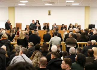 Δίκη για τα Τέμπη: «Το αίσθημα της ανασφάλειας γιγαντώθηκε» – Τι θα γίνει με το ζήτημα της χωρητικότητας της αίθουσας
