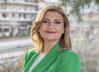 Ε. Λιακούλη: «Δεν χωράει ένα κυνικό ‘αποφασίζομεν και διατάσσομεν’ για τα ταξί – Είναι μέρος της κοινωνικής ζωής κι όχι μόνο μέσα μεταφοράς»