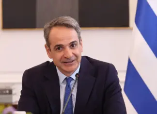 Μητσοτάκης: Επιμένω στην έγκαιρη έναρξη της δίκης των Τεμπών