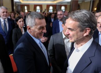 Ο χαιρετισμός του Δημήτρη Κουρέτα από το προσυνέδριο της Νέας Δημοκρατίας (φώτο)