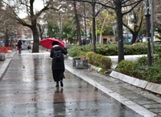 Κακοκαιρία με έντονη βροχόπτωση προβλέπουν για την Τετάρτη στη Θεσσαλία οι μετεωρολόγοι και ζητάνε προσοχή!
