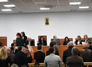 Τέμπη: Οι εικόνες χάους με το «καλημέρα» της δίκης – Οι επόμενες κινήσεις των δικηγόρων και τα «καρφιά» της Περιφέρειας Θεσσαλίας στο Υπουργείο Δικαιοσύνης