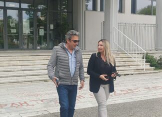 Εκταφές σορών στα Τέμπη: Στο Δικαστικό Μέγαρο Λάρισας ο Παύλος Ασλανίδης