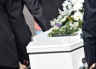 Έξι Λαρισαίοι έφυγαν από κοντά μας